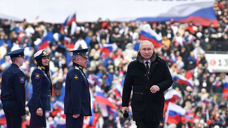Patriotic concert in Moscow: Putin: Russia is fighting for its "historical territories"
