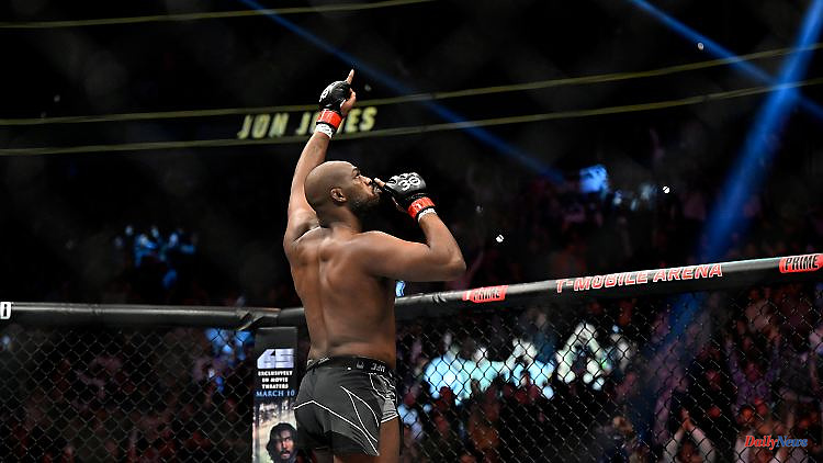 Mega comeback successful: Jon Jones wins UFC title in just two minutes