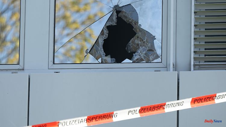 More refugees in Germany: the number of attacks on refugee accommodation is increasing massively