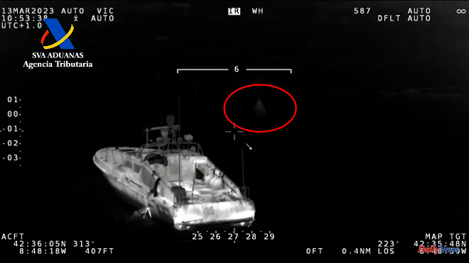 Spain Study how to refloat a narco-submarine found in the Ría de Arousa to inspect it