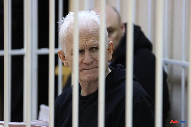 Ales Bialiatski co-winner of the Nobel Peace Prize, sentenced to ten years in prison in Belarus