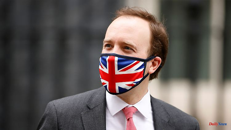 Leak exposes ministers: chats reveal London's corona ignorance