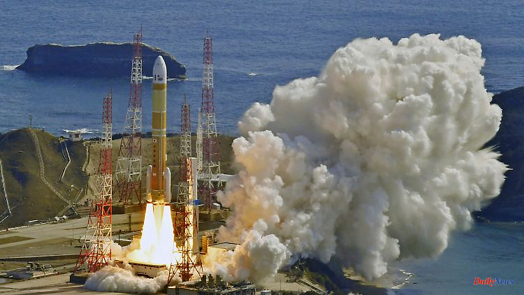 Test fails again: Japan triggers self-destruct after rocket launch