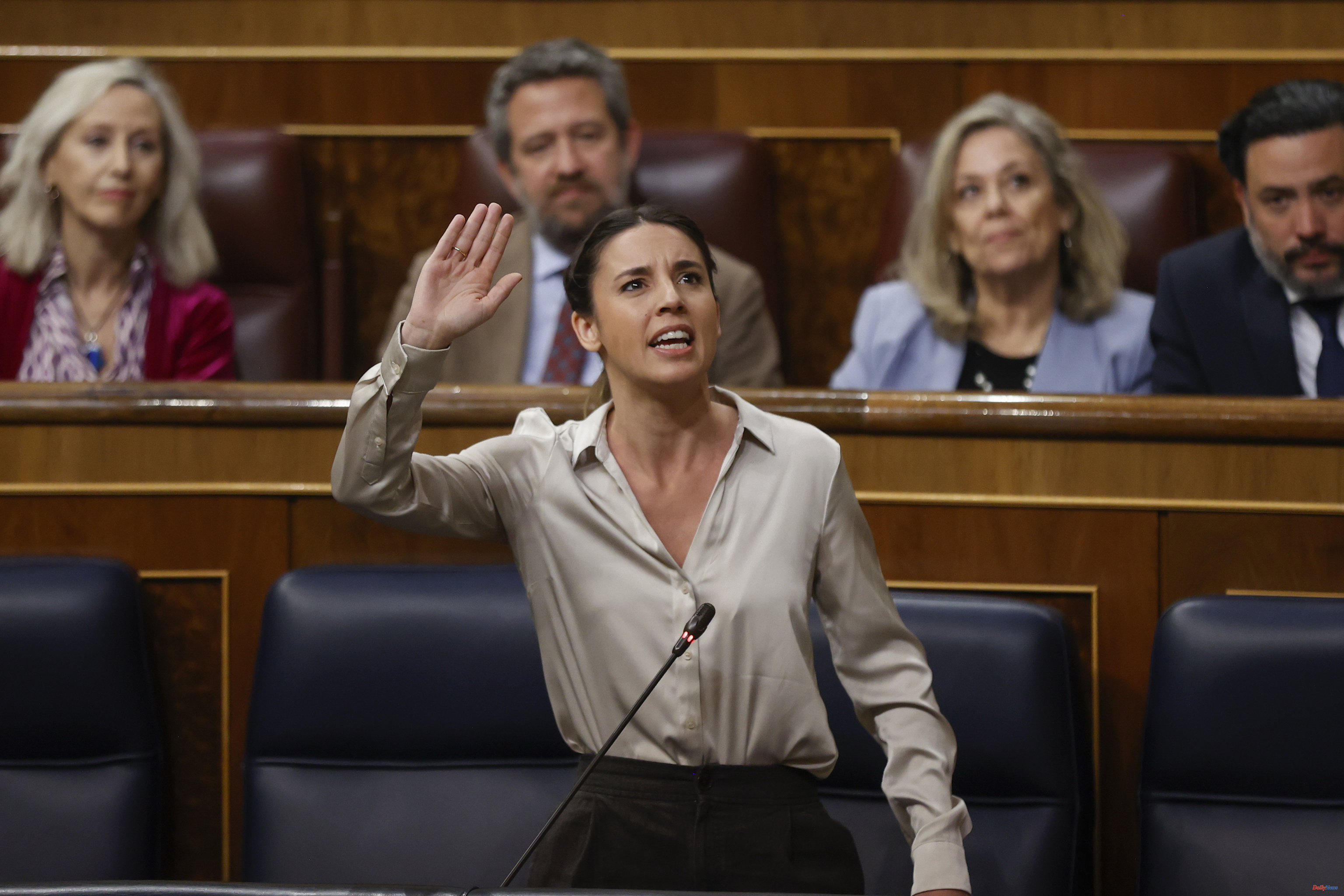 Politics Irene Montero warns Yolanda Díaz that Errejón was also "told that he was going to have a very good electoral result"