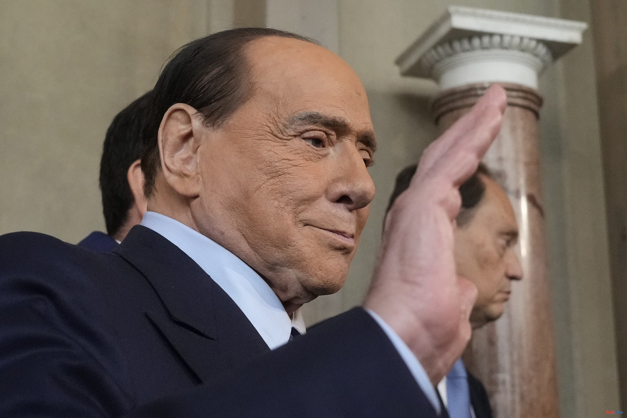 Italy "Improvement" by Berlusconi, who leaves Intensive Care although he is still admitted