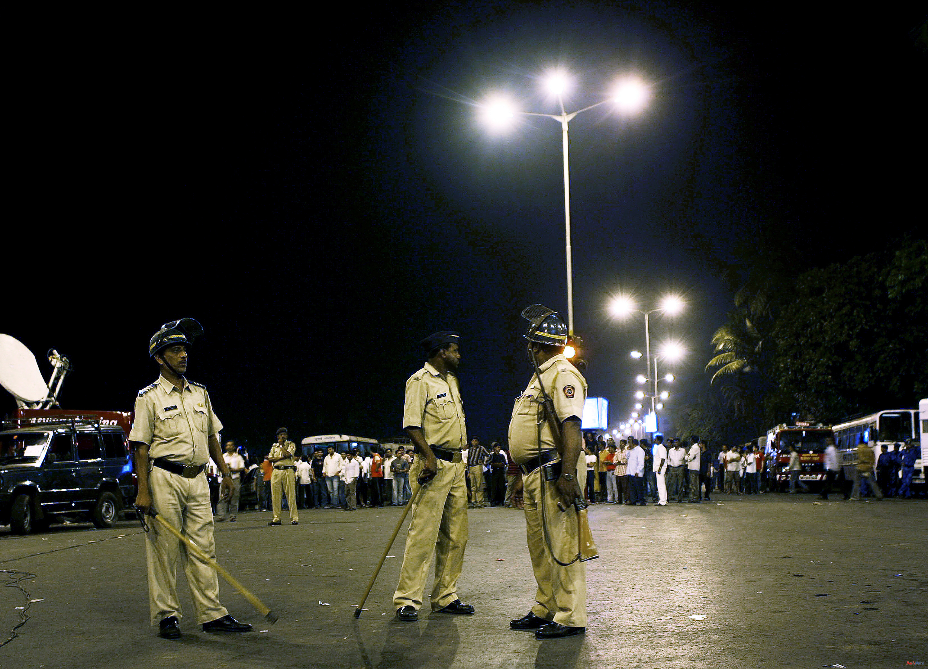 India A man sends a bomb inside a gift to his ex's wedding and kills her new husband
