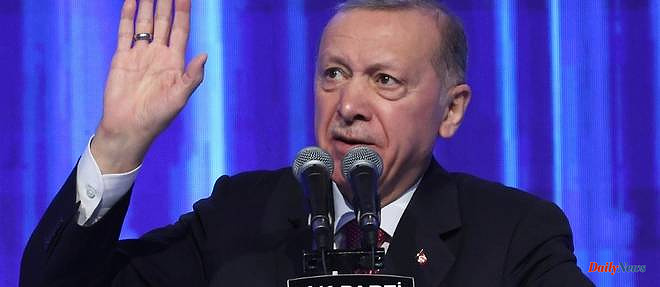 Türkiye: Erdogan, suffering, reappears live on television