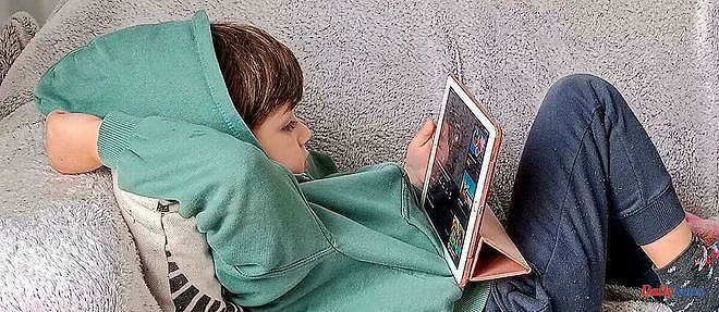 Exposure of children to screens: "We must change family habits"