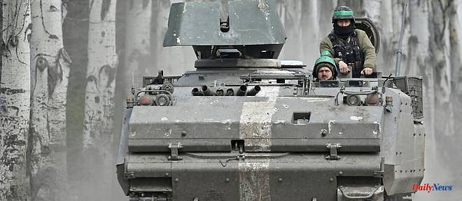 Ukraine: Moscow says to block Ukrainian forces in Bakhmout, kyiv denies
