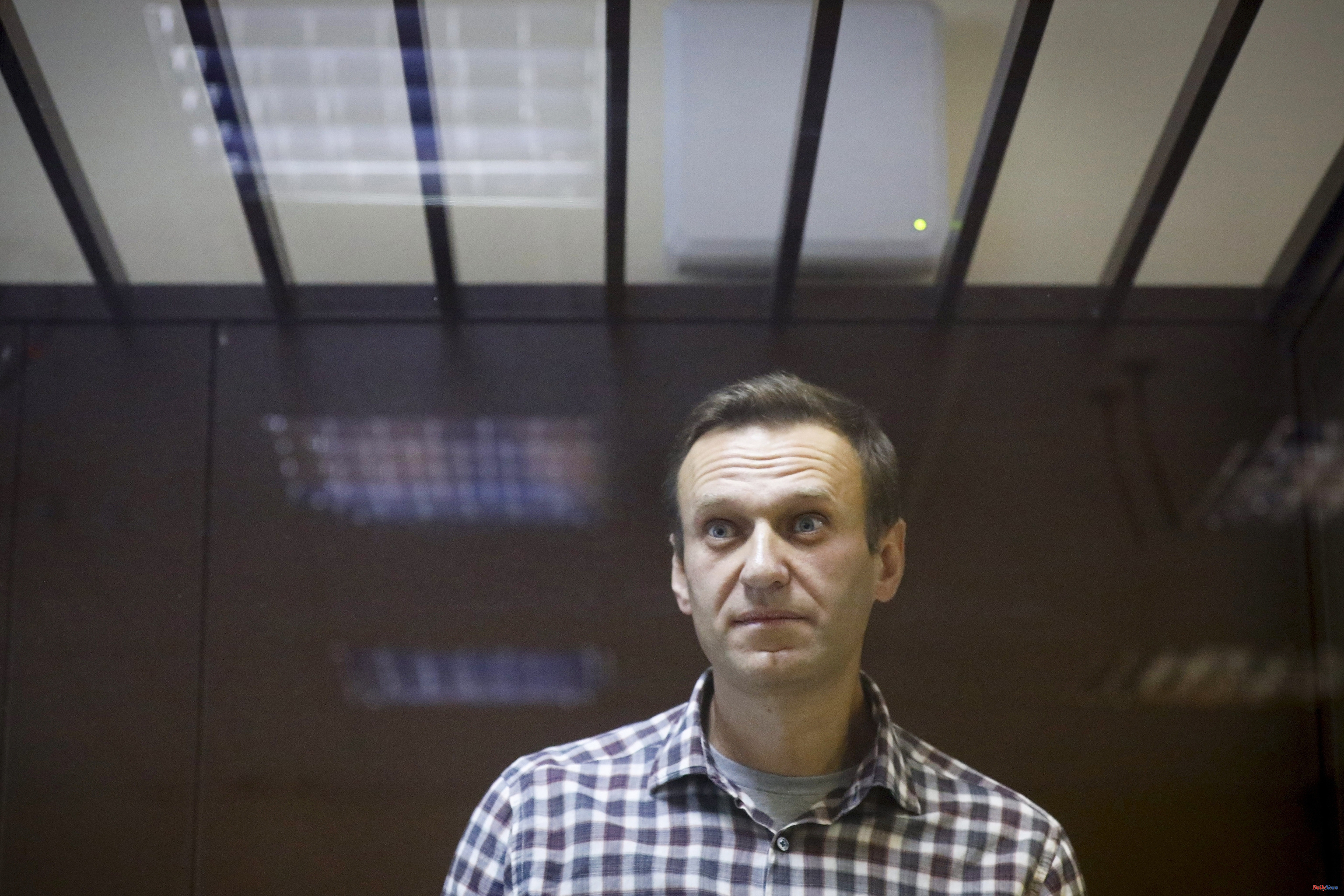 Russia Navalny, sick and losing weight in prison: his team fears that it is "a slow poisoning"
