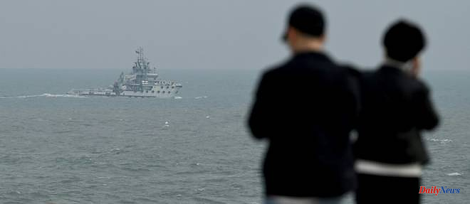 Beijing sends warships near Taiwan for 2nd consecutive day