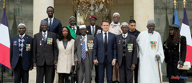 President Macron receives former skirmishers who are preparing to return to Senegal