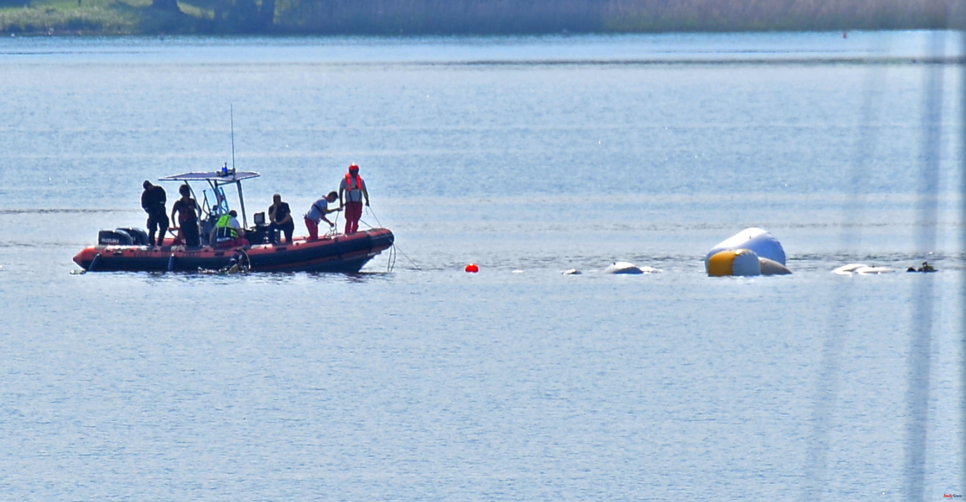 Italy Two Italian spies and a Mossad agent among the four killed in the sinking of a boat on Lake Maggiore