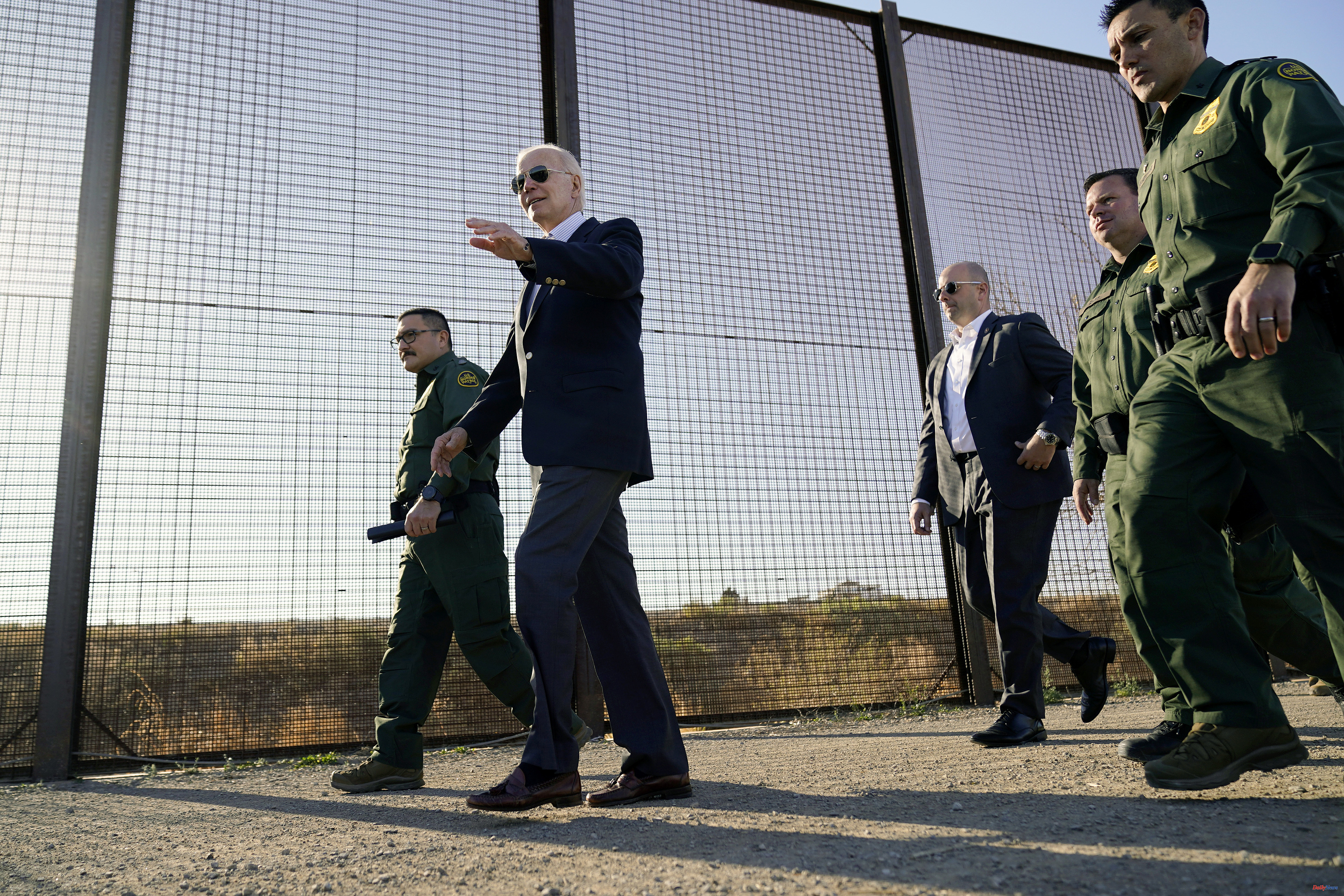 The US Biden sends 1,500 soldiers to the border with Mexico to fight against illegal immigration