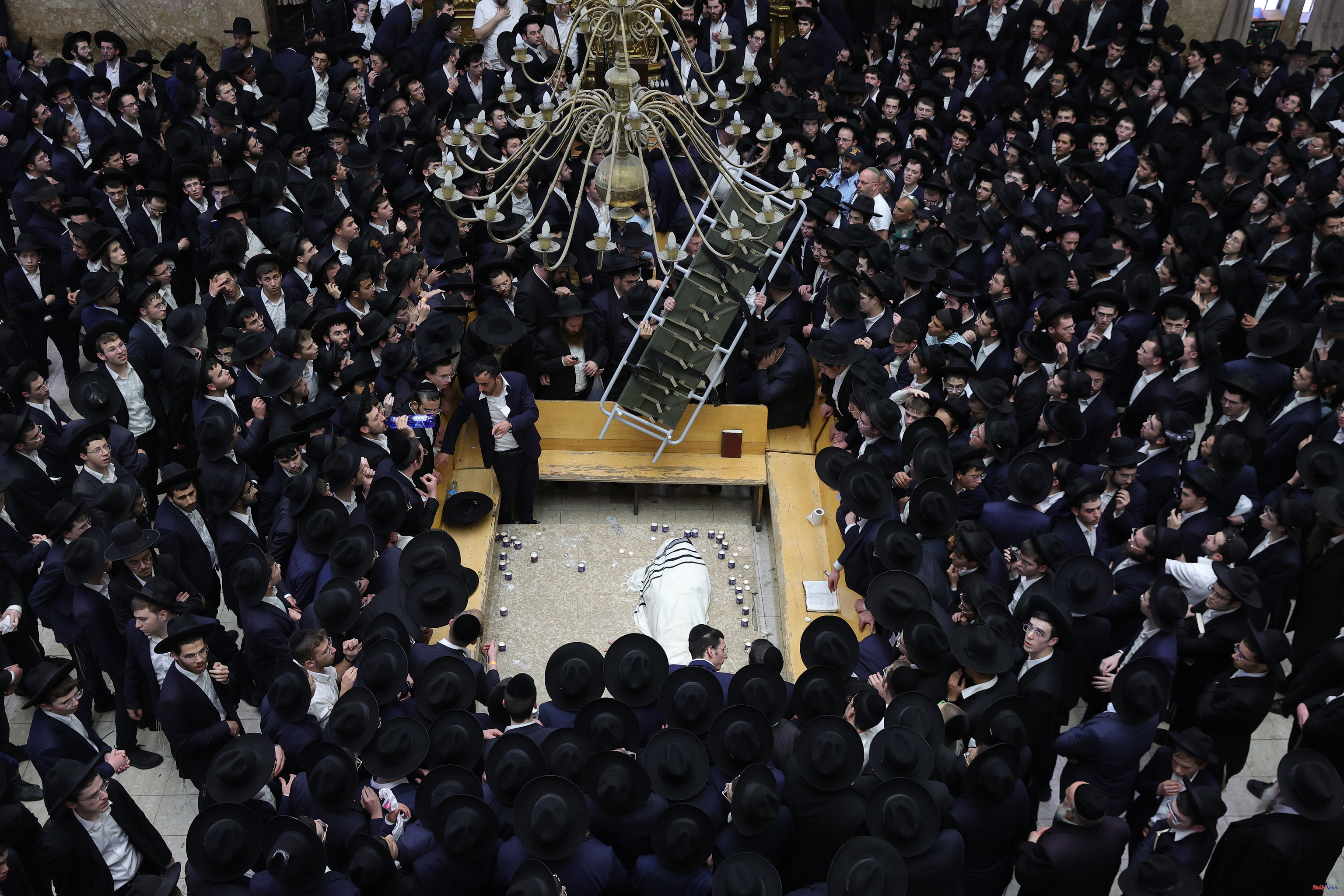 Middle East Some 2,000 police officers guard the massive funeral of prominent Israeli ultra-Orthodox rabbi Gershon Edelstein