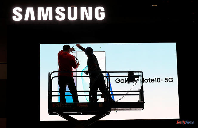 Samsung prohibits the use of ChatGPT to some of its employees