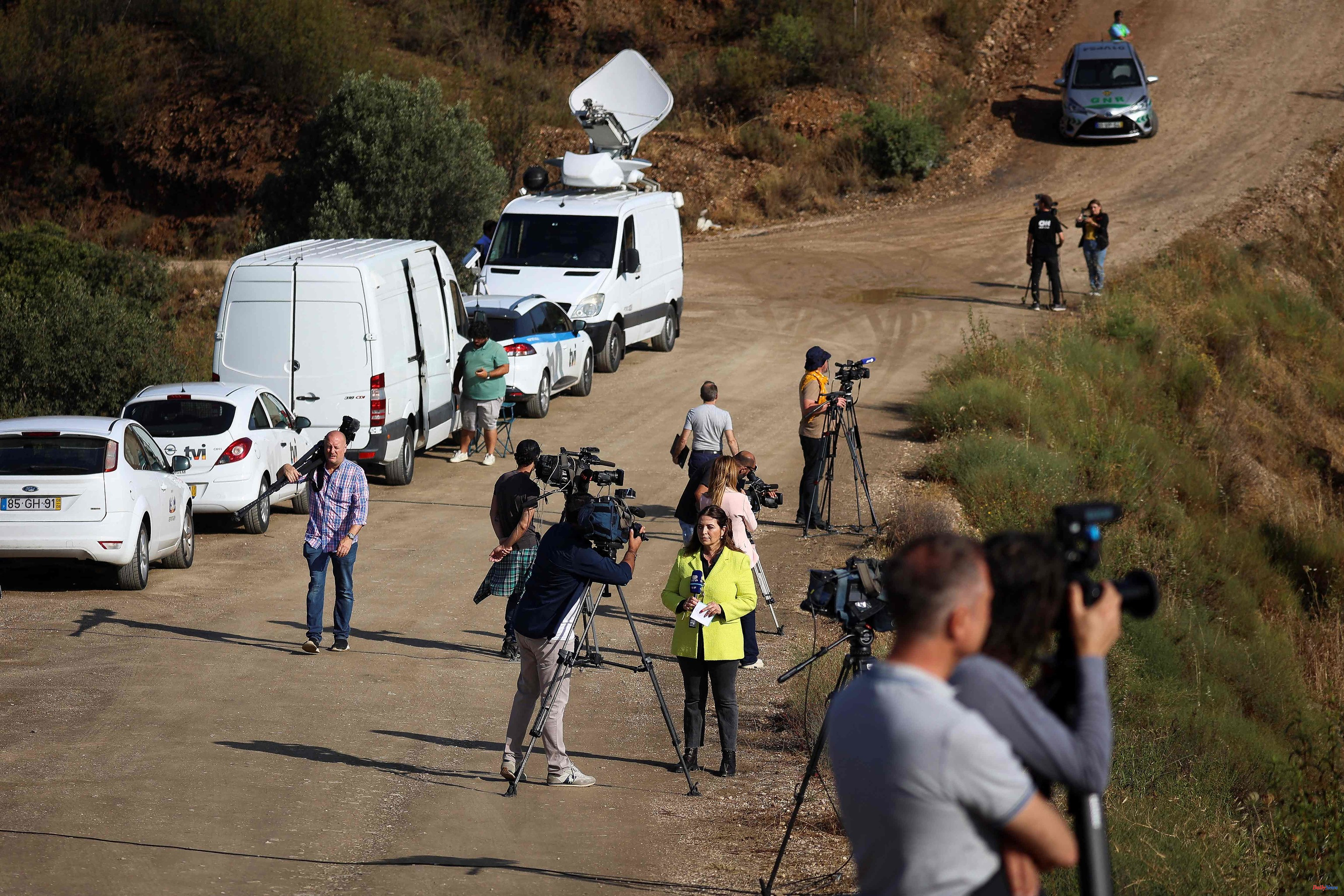 Europe Police extend search for clues about Madeleine McCann in the Portuguese swamp