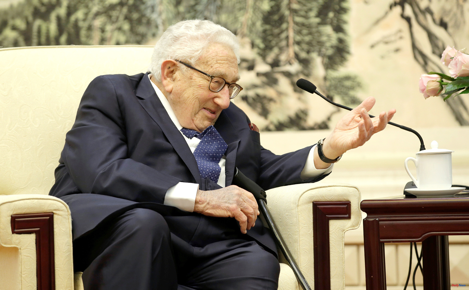 USA Kissinger celebrates 100 years enlarging a broken myth