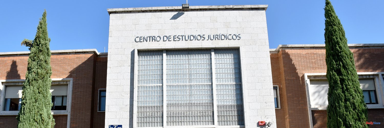 Spain The National Court endorses the eviction of an orderly who has lived for 37 years in the basement of the Center for Legal Studies