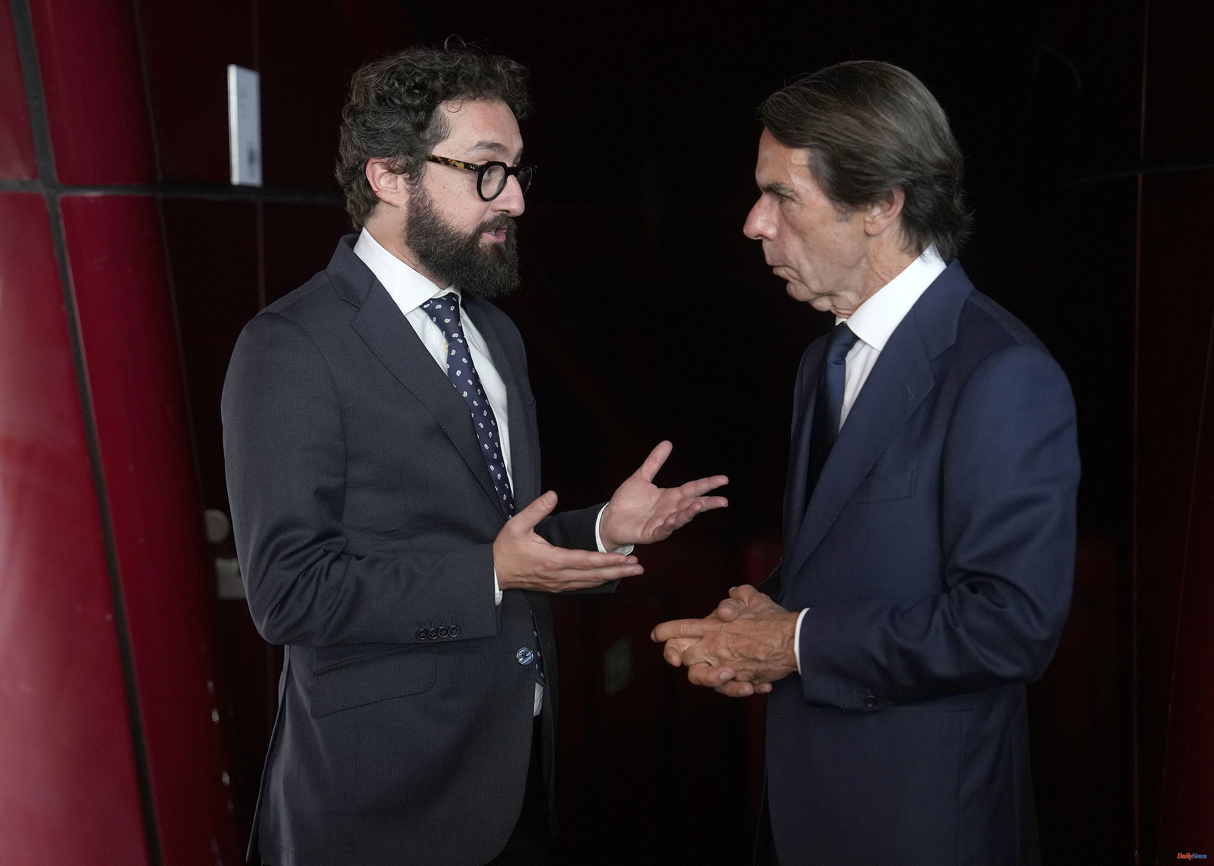 Spain Aznar sees Sánchez "desperate", the Spanish "tired of leftism" and Feijóo as the president of "unity"