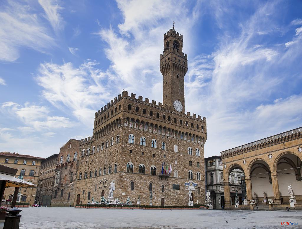 Italy Florence bans new short-term rentals in the historic city center