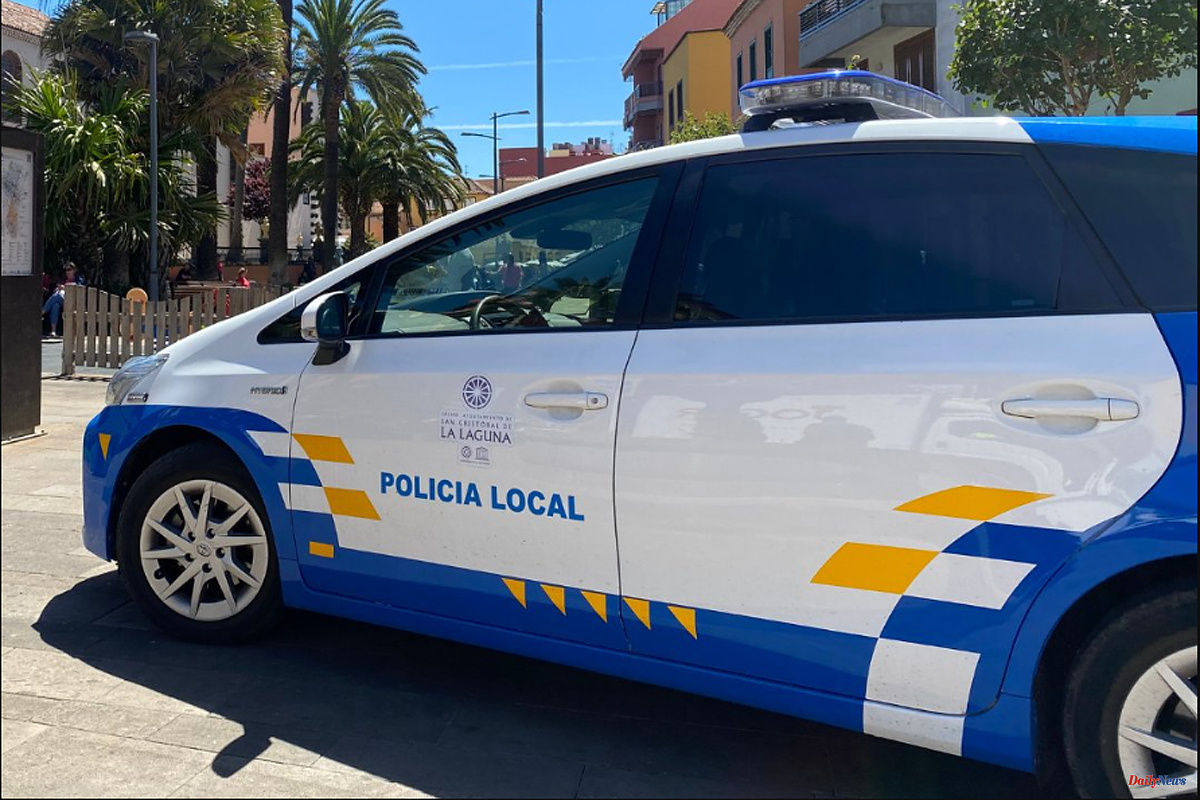 Gender violence A man is arrested for stabbing his ex-partner in the neck during a dance in Tenerife