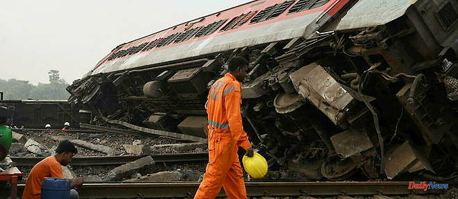 India: at least 288 dead in train disaster