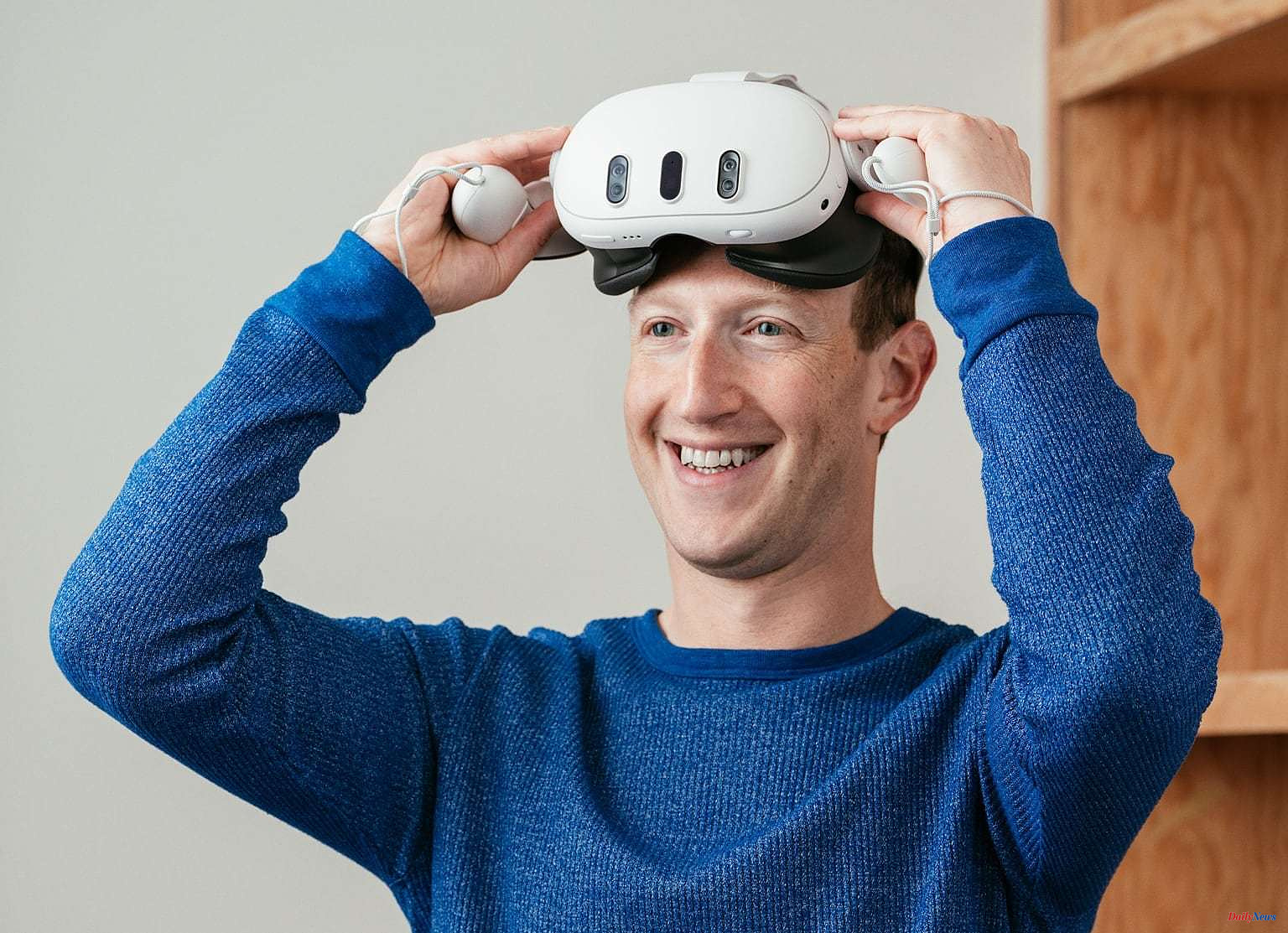 Zuckerberg downplays Apple glasses for his employees: "they don't offer anything really new"