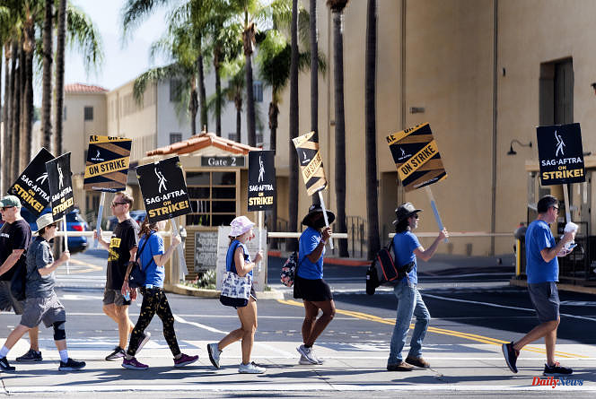 After five months of strike in Hollywood, screenwriters return to work