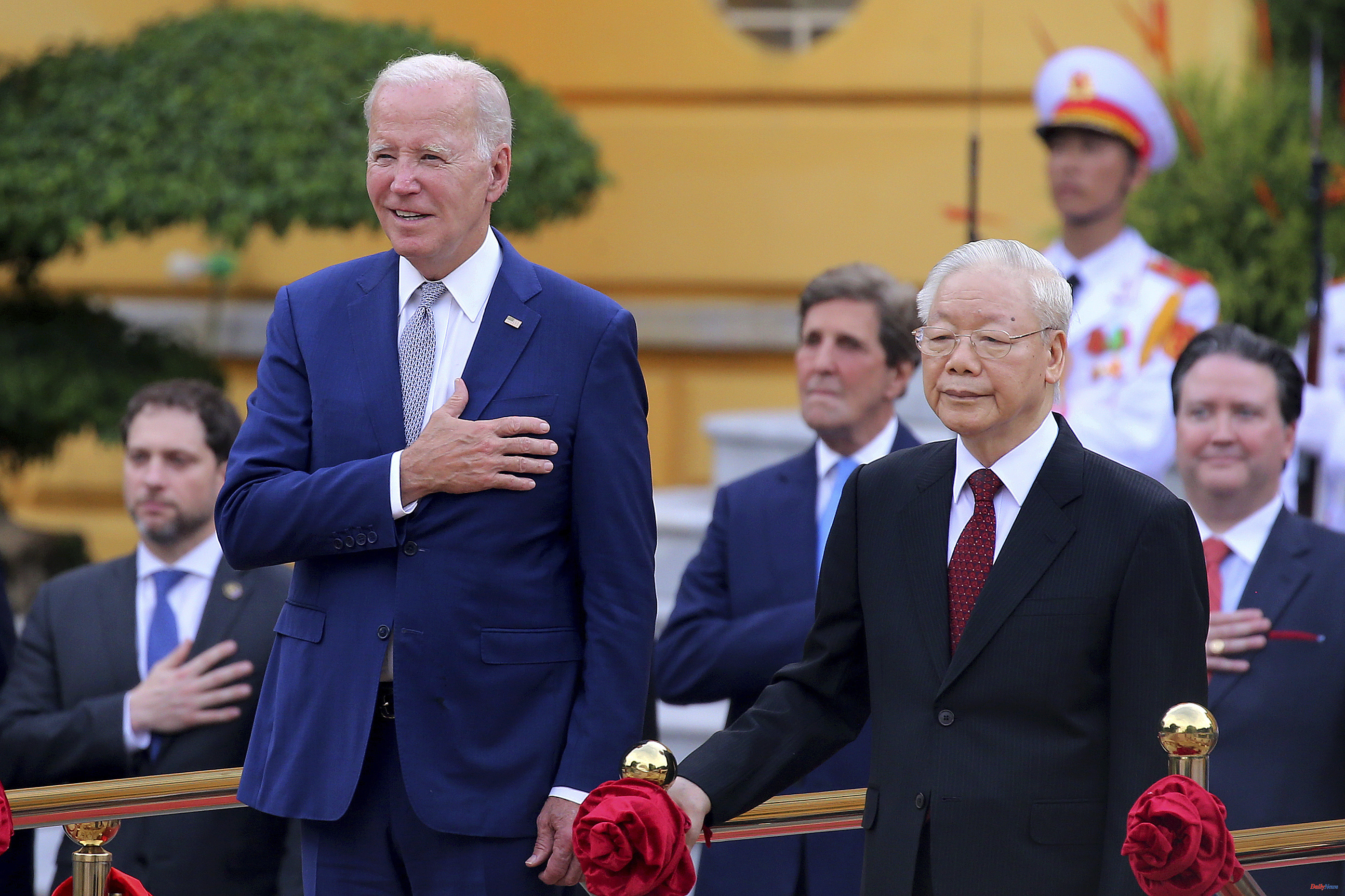 United States Joe Biden visits Vietnam to sign a strategic partnership between the two countries looking at China