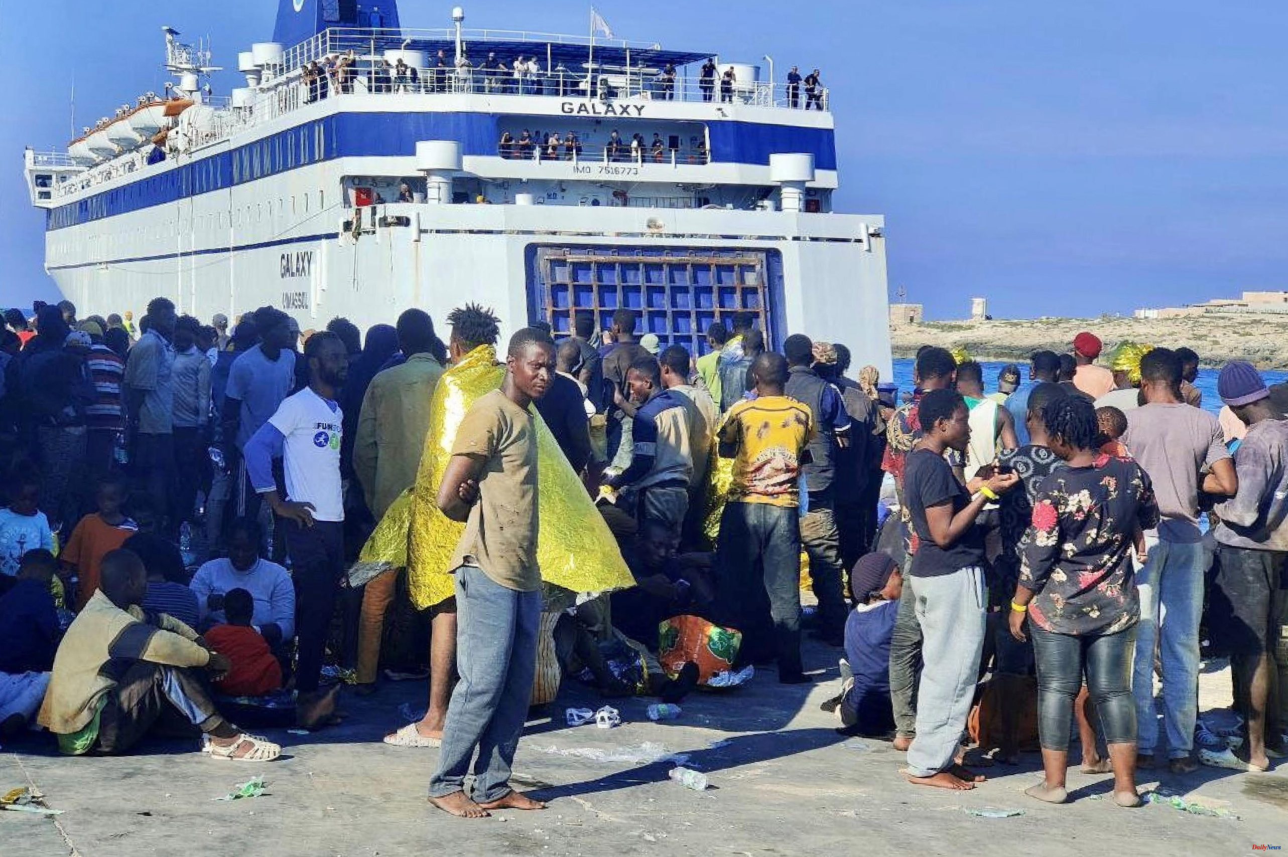 Migration More than 5,000 people arrive in Lampedusa in 110 landings in 24 hours