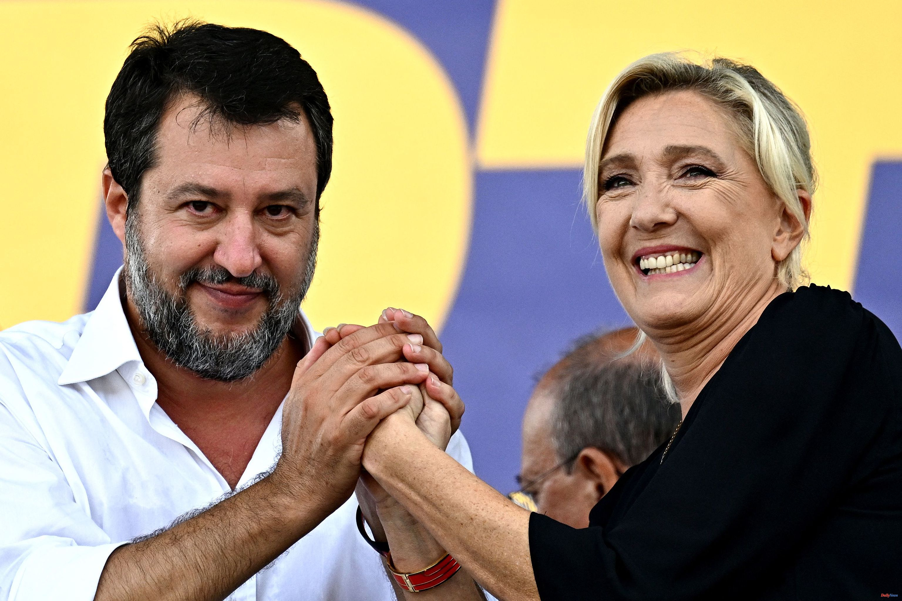 Europe Salvini and Le Pen stage their union in Italy before the European elections