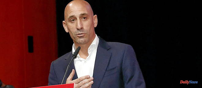 Forced kiss: Luis Rubiales announces that he will resign