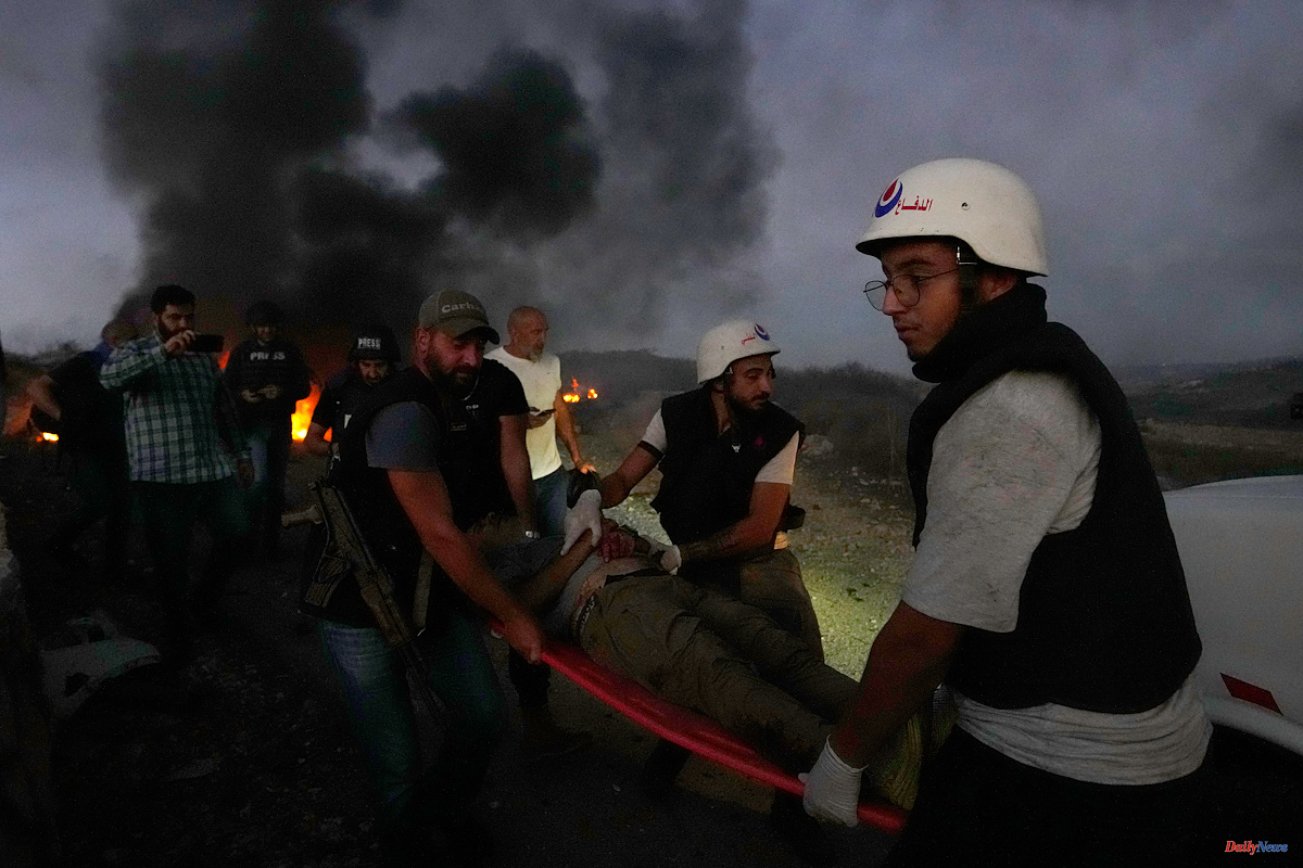 Israel-Hamas War One journalist dies and several others are injured in an Israeli attack on Lebanon