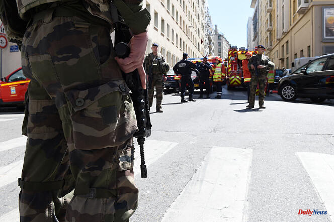 Attack foiled in 2017: twelve men tried in Paris
