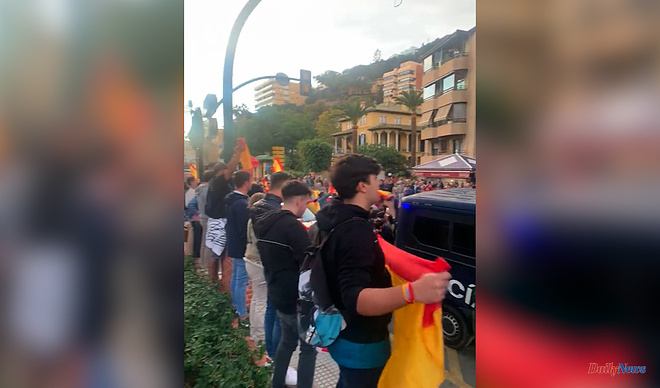 Protests Hundreds of people protest against Sánchez in Malaga while he meets with Scholz