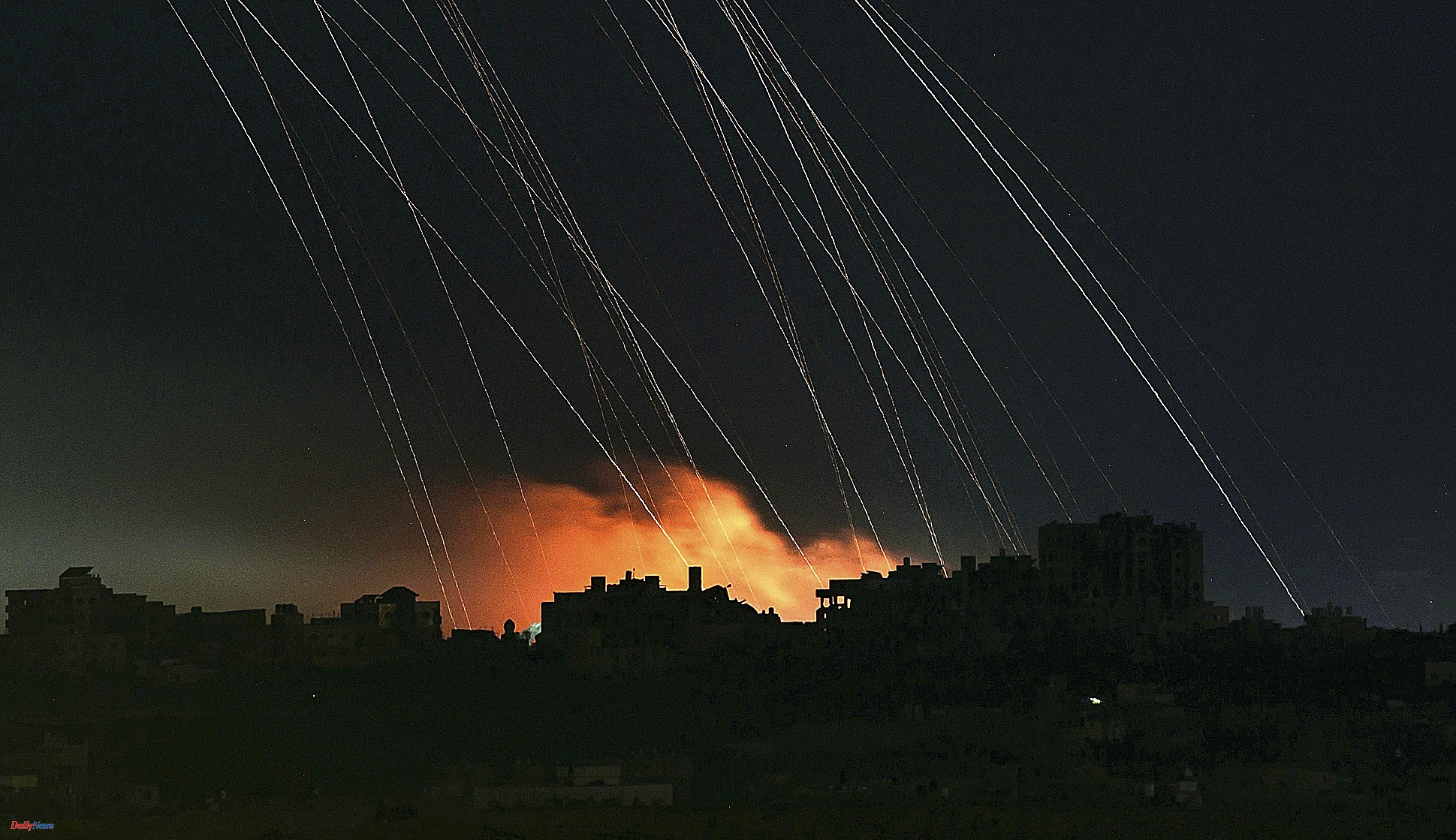 Middle East Israel intensifies its attacks in Gaza as negotiations for a new truce stall