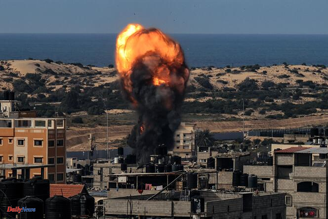 Israel-Hamas War: Intense Bombing Continues in Southern Gaza Strip