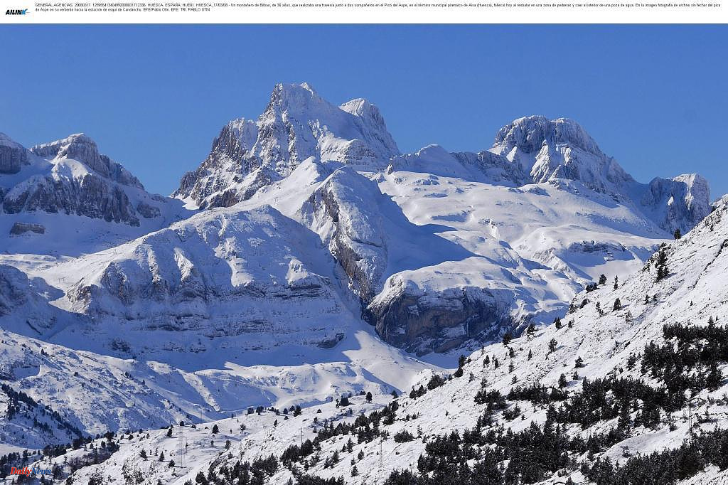 Huesca A 27-year-old mountaineer dies after falling from 200 meters on Aspe peak in the Aragonese Pyrenees