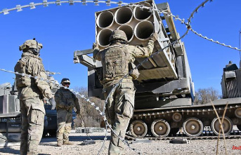 Aid package for Ukraine: Report: US may want to deliver long-range missiles