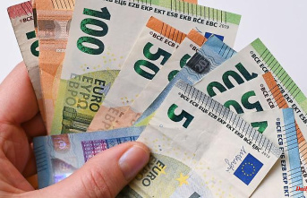 North Rhine-Westphalia: Finder brings wallet with more than 600 euros to the police