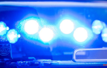 Thuringia: Two children collide on a bike with a car: escape