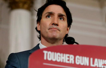Response to US shooting: Trudeau announces stricter gun laws for Canada