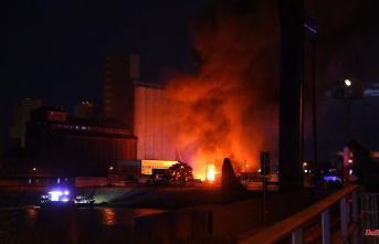 Baden-Württemberg: Fire on the car scrap site in Mannheim