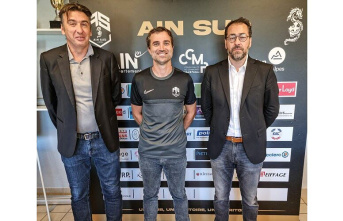 Soccer. Jeremy Berthod (ex OL) is now the coach for Ain Sud (National).