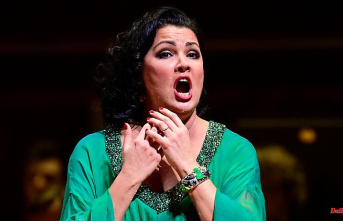 "I love my country": Anna Netrebko raves about "Russophobia"