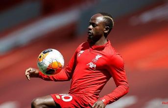 Ex-Liverpooler on Mané move: 'Will ruin the best years of his life as a footballer'