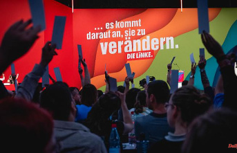 Left argues at the party congress: defeat for Wagenknecht, boos for Gysi