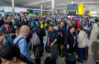 Hundreds of flights canceled: Flight chaos threatens during the summer holidays