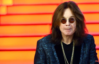 "I feel the love": Ozzy Osbourne back home after surgery